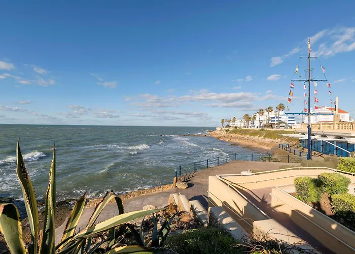 El Paseo Del Faro