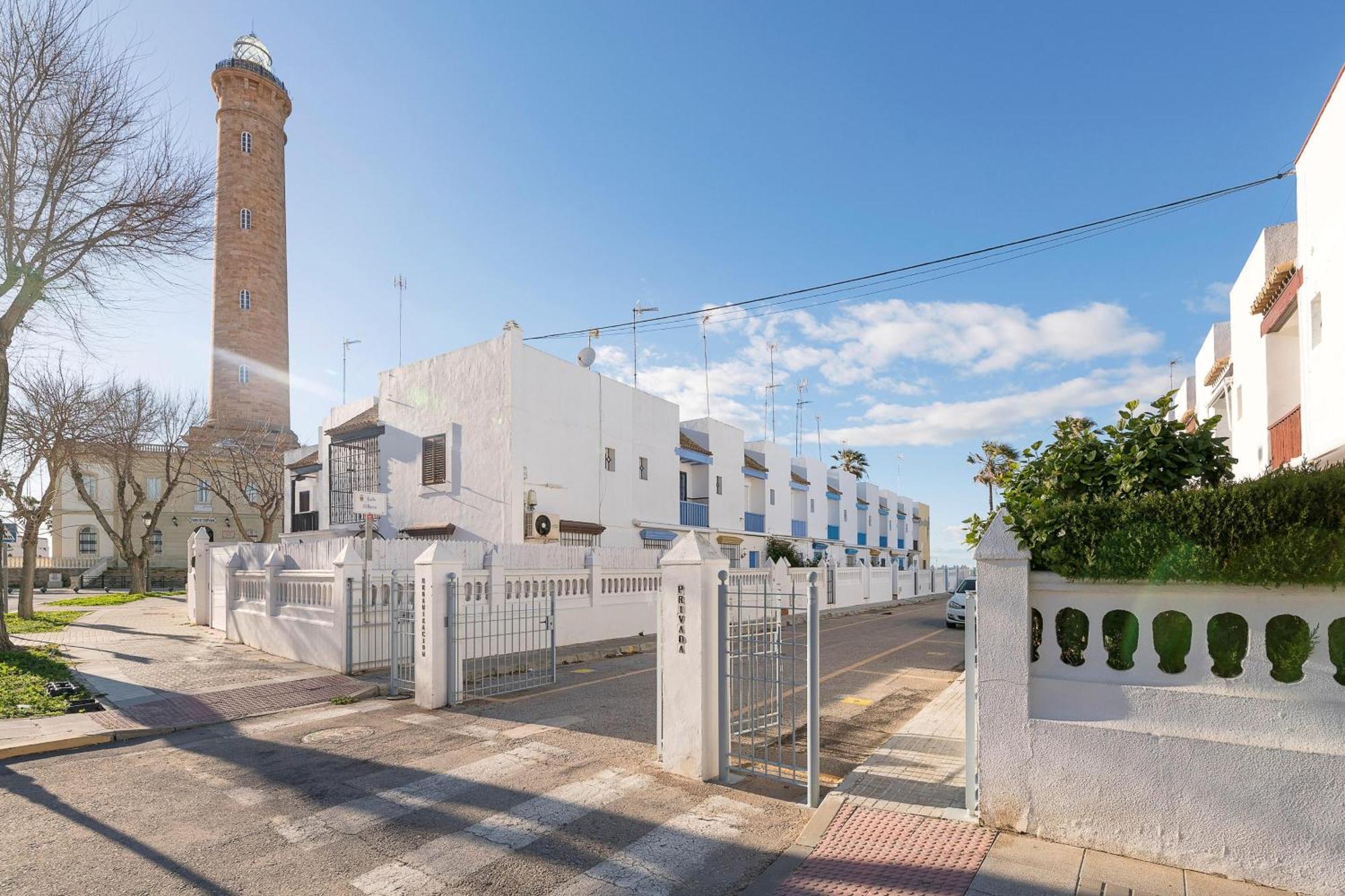 El Paseo Del Faro Chipiona